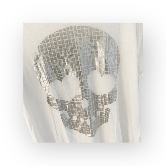 OG: new Wildfox Couture ☻ Manchester Mosaic Foil Skull Tee Shirt ☻︎ White Silver - Picture 7 of 15
